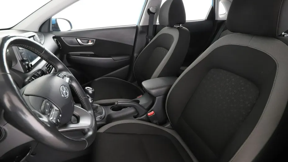 HYUNDAI Kona -