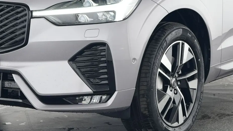 VOLVO XC60 -