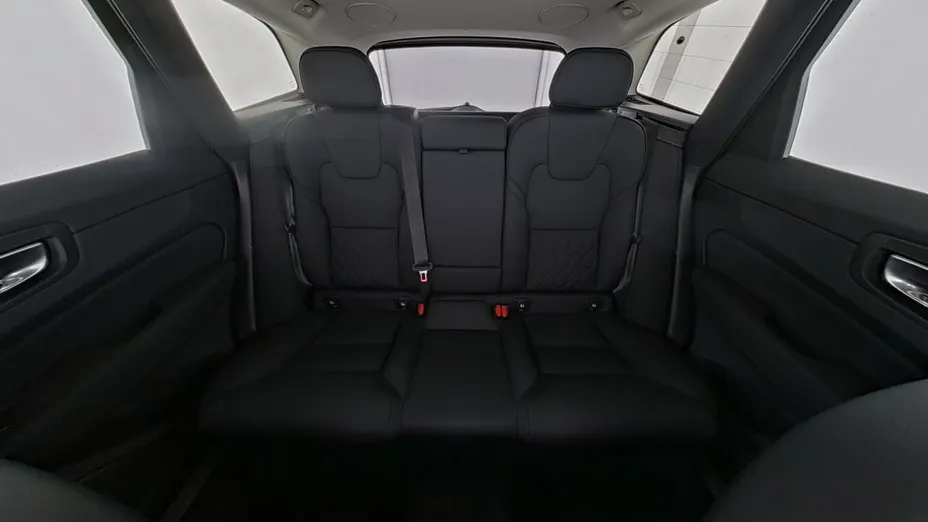 VOLVO XC60 -