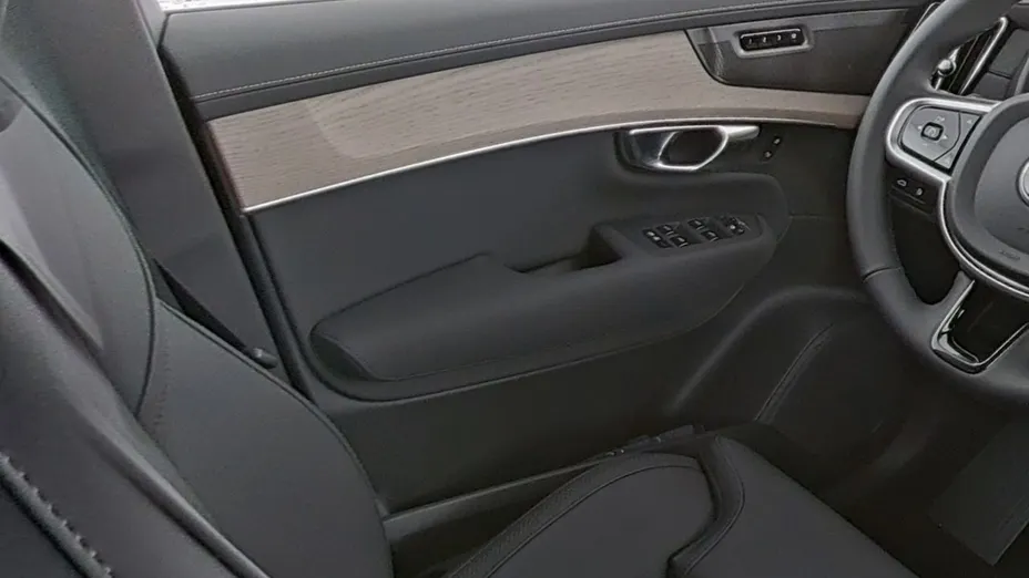 VOLVO XC90 -