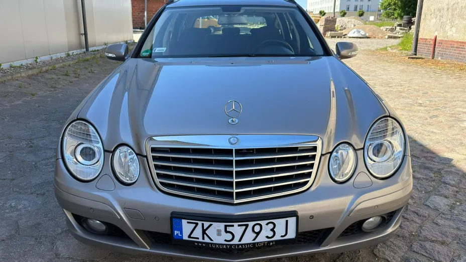 MERCEDES-BENZ E Klasa -