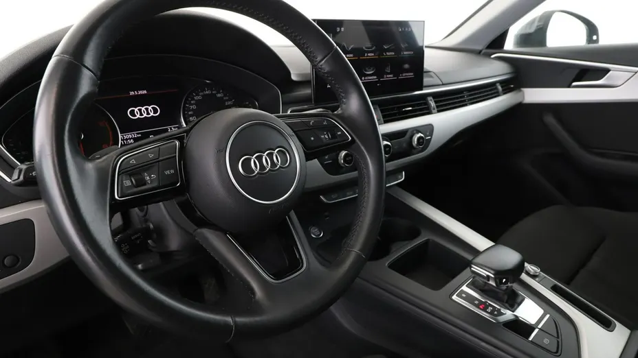 AUDI A4 -
