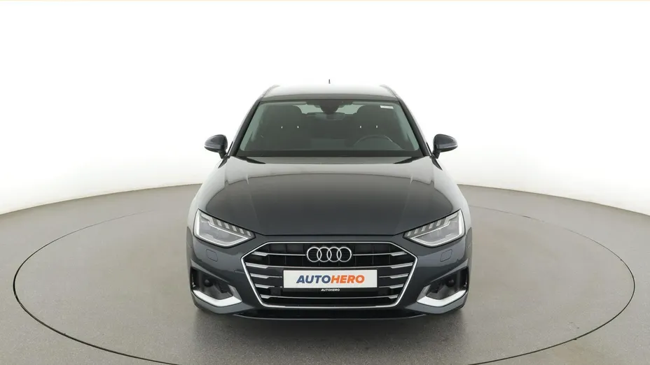 AUDI A4 -