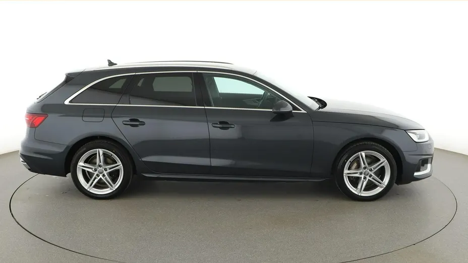 AUDI A4 -