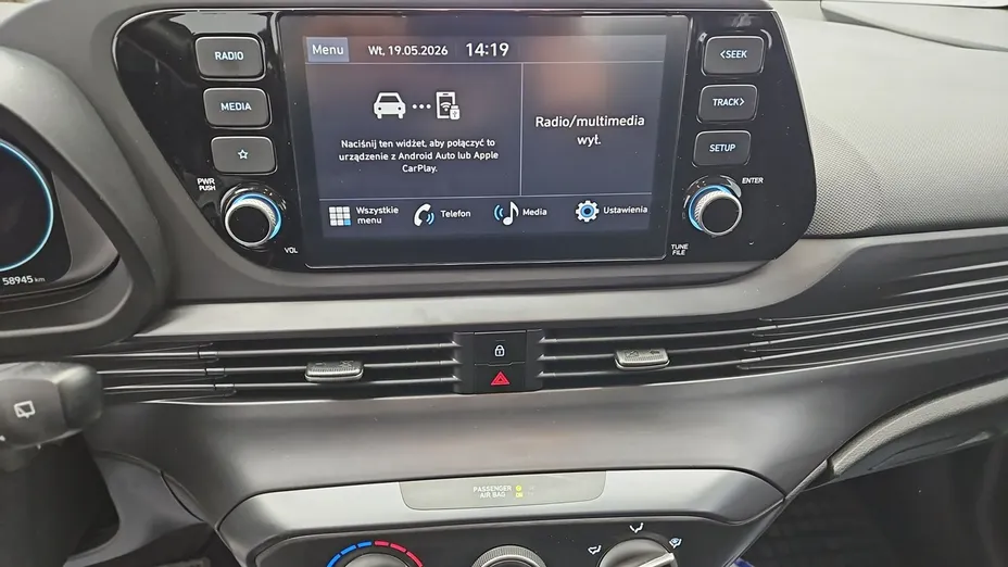 HYUNDAI i20 -