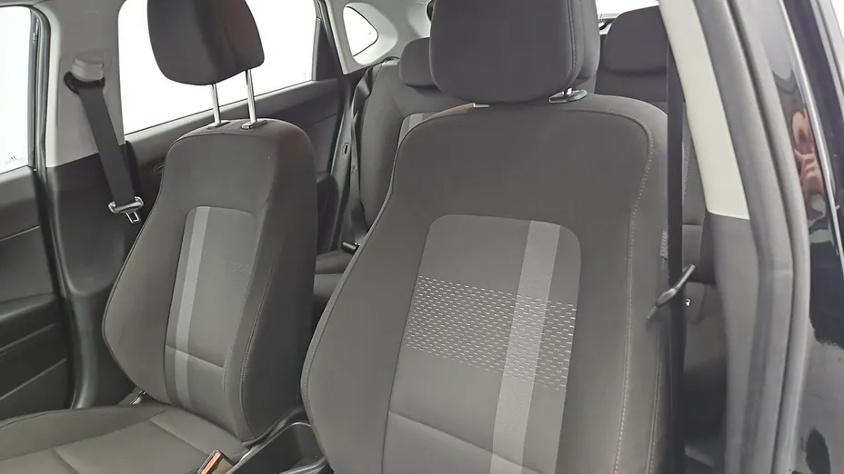 HYUNDAI i20 -