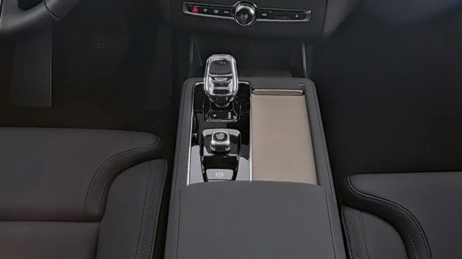 VOLVO XC90 -