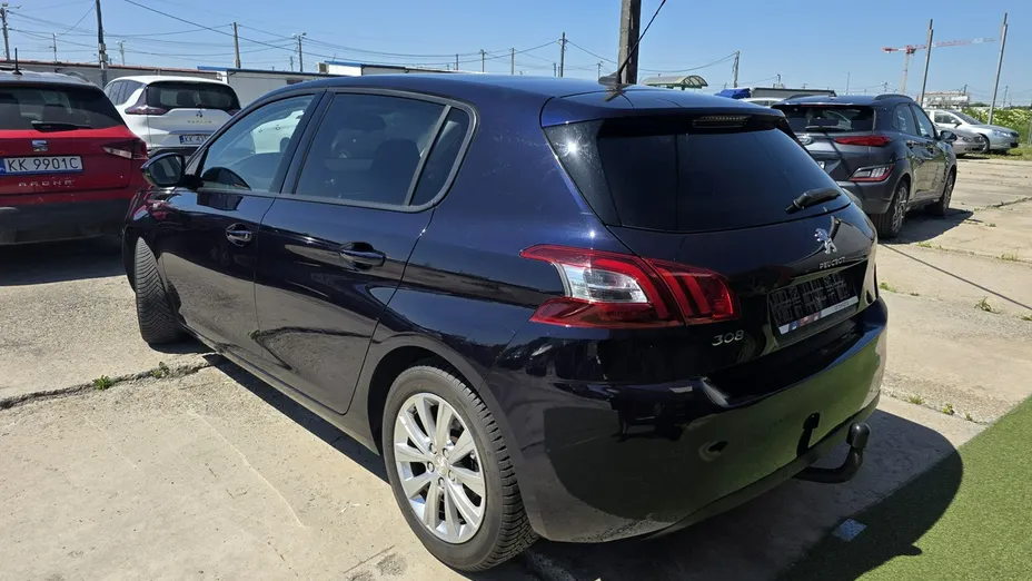 PEUGEOT 308 -