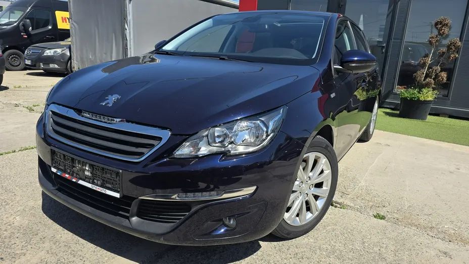 PEUGEOT 308 -