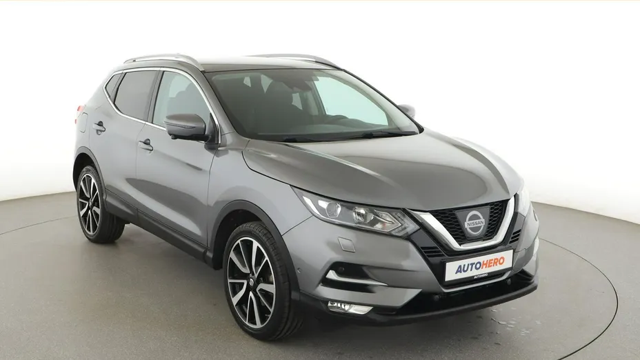NISSAN Qashqai -