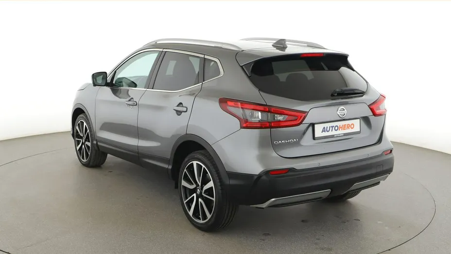 NISSAN Qashqai -