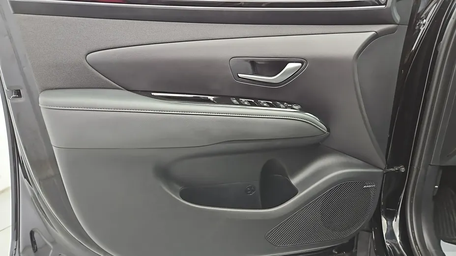 HYUNDAI Tucson -
