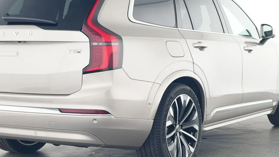 VOLVO XC90 -