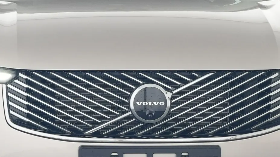 VOLVO XC90 -