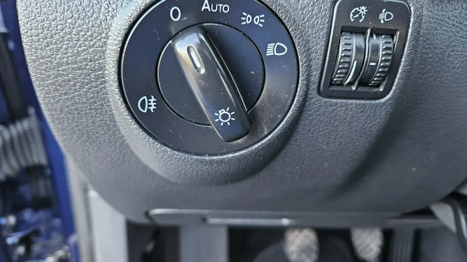 VOLKSWAGEN Golf Plus -