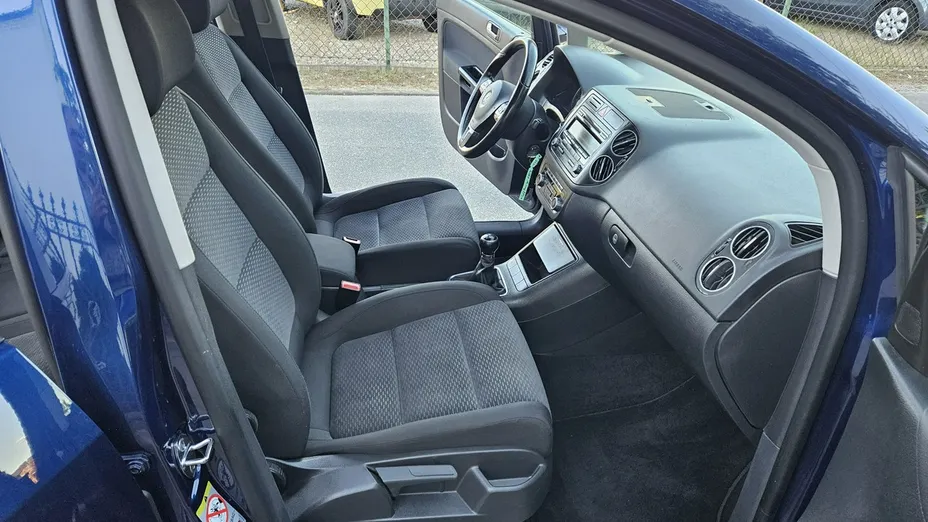 VOLKSWAGEN Golf Plus -