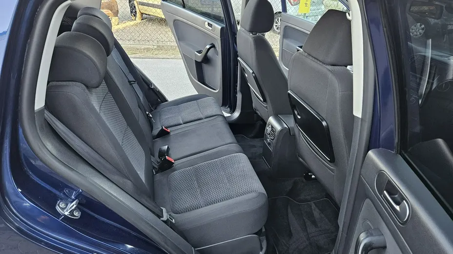 VOLKSWAGEN Golf Plus -
