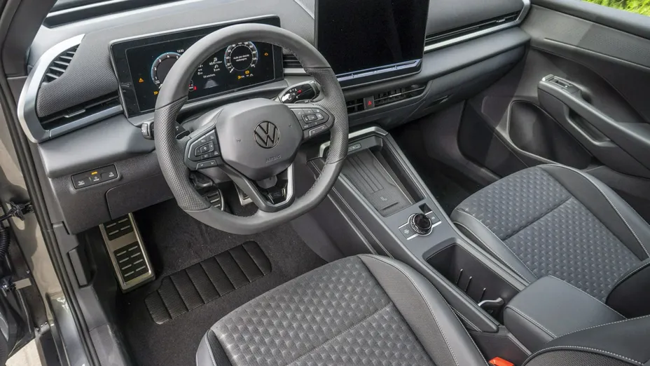 VOLKSWAGEN T-ROC -
