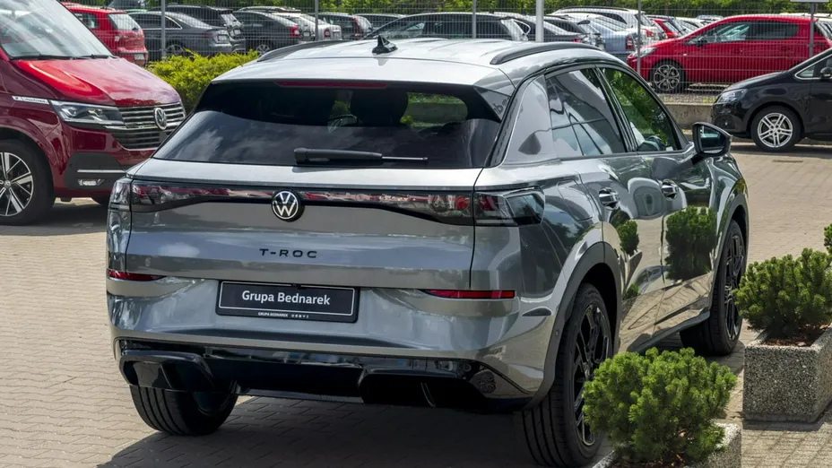 VOLKSWAGEN T-ROC -