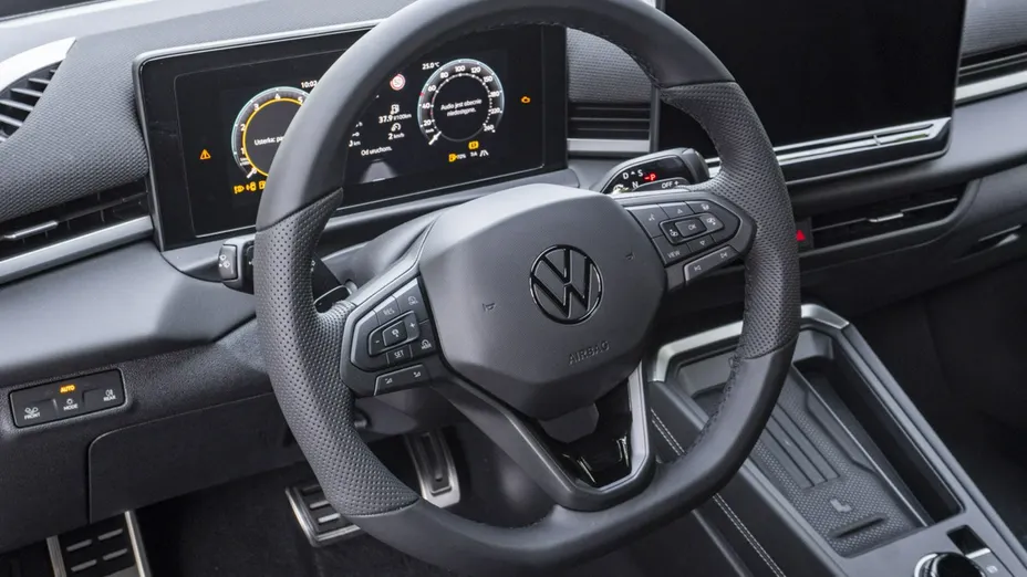 VOLKSWAGEN T-ROC -
