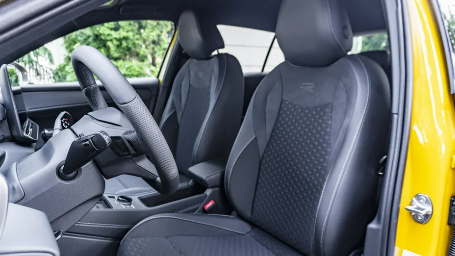 VOLKSWAGEN T-ROC -