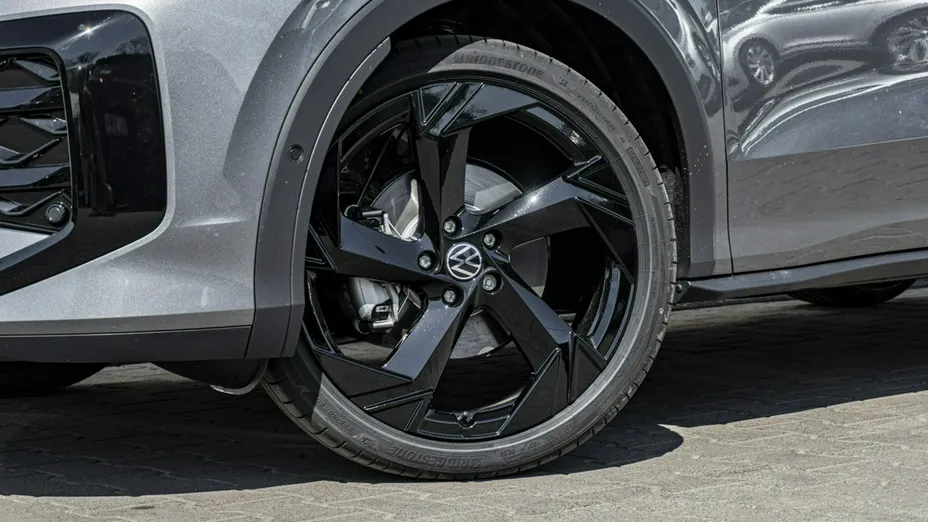 VOLKSWAGEN T-ROC -