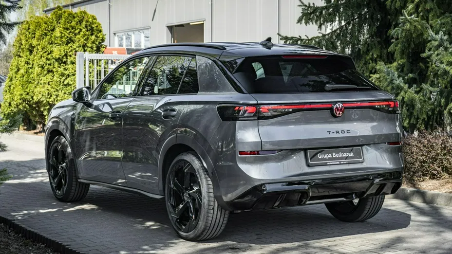VOLKSWAGEN T-ROC -