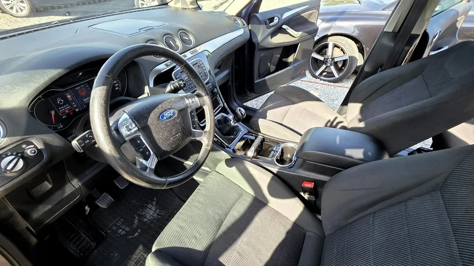 FORD S-MAX -