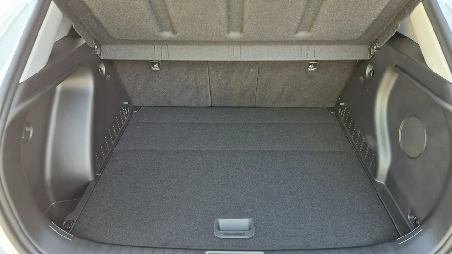 HYUNDAI Kona -