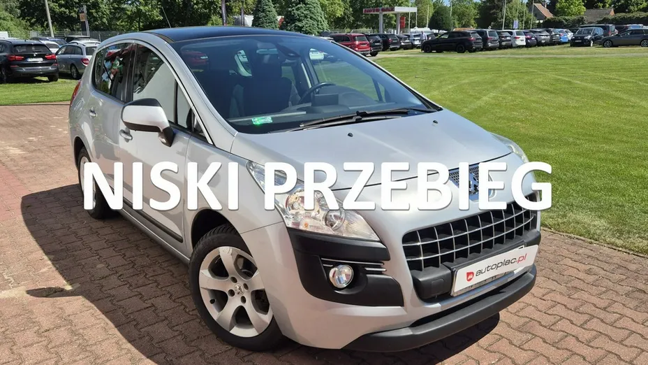 PEUGEOT 3008 -