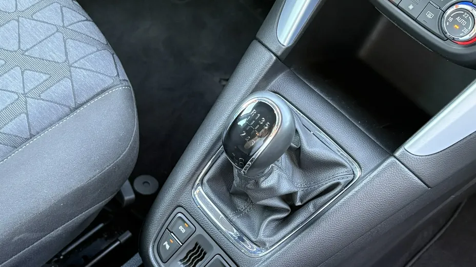 OPEL Zafira -