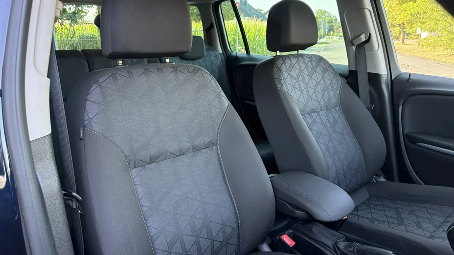 OPEL Zafira -