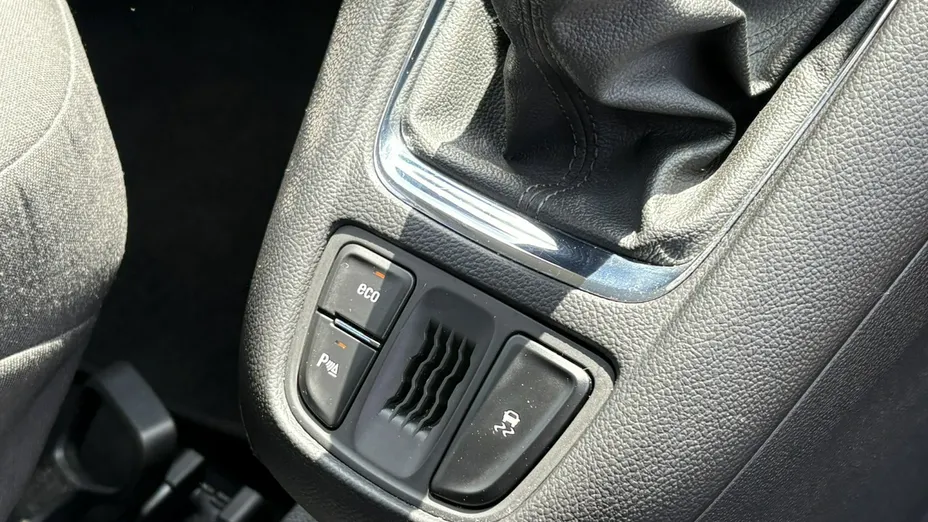 OPEL Zafira -