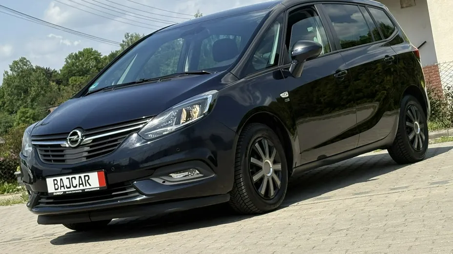 OPEL Zafira -