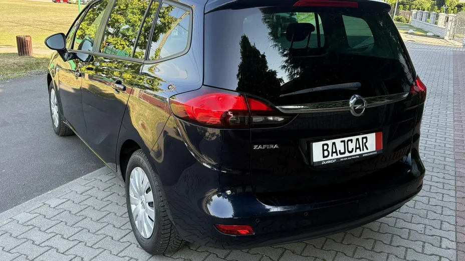 OPEL Zafira -