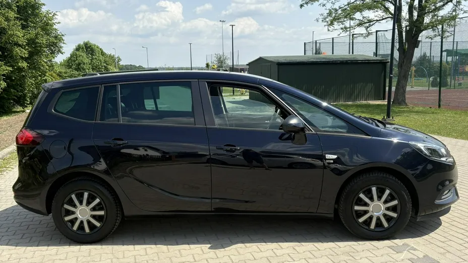 OPEL Zafira -