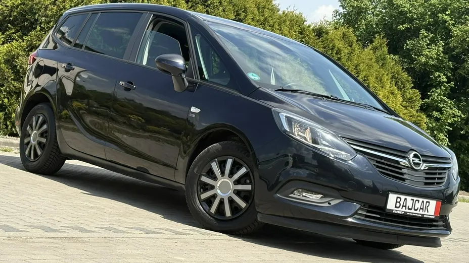 OPEL Zafira -