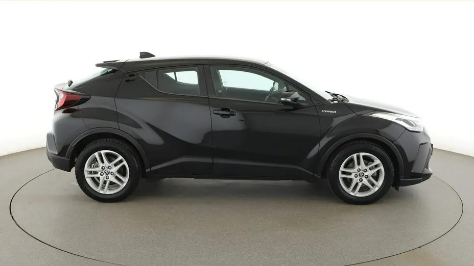 TOYOTA C-HR -