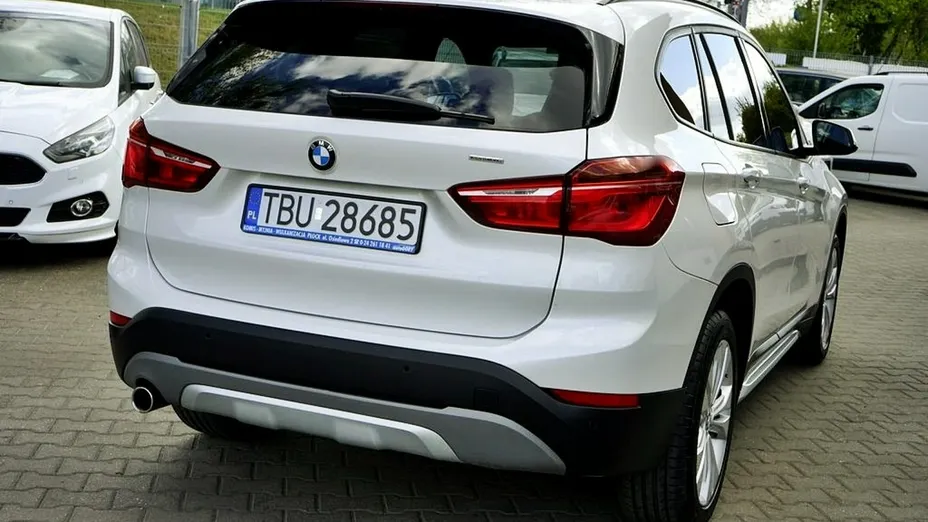 BMW X1 -