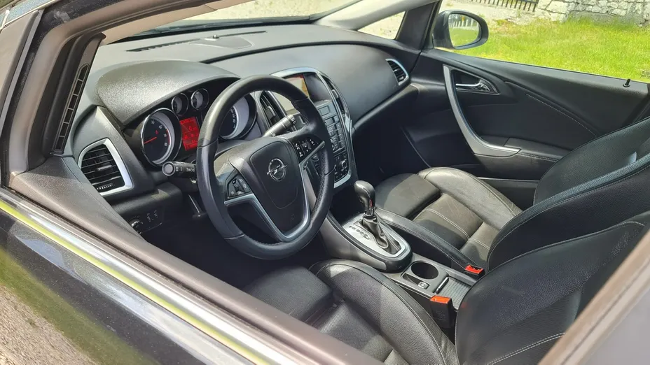 OPEL Astra -
