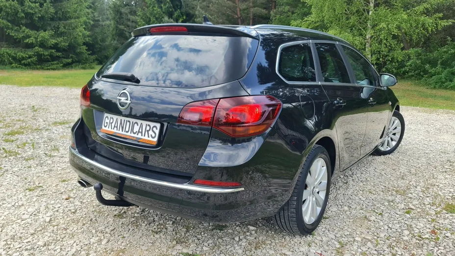 OPEL Astra -