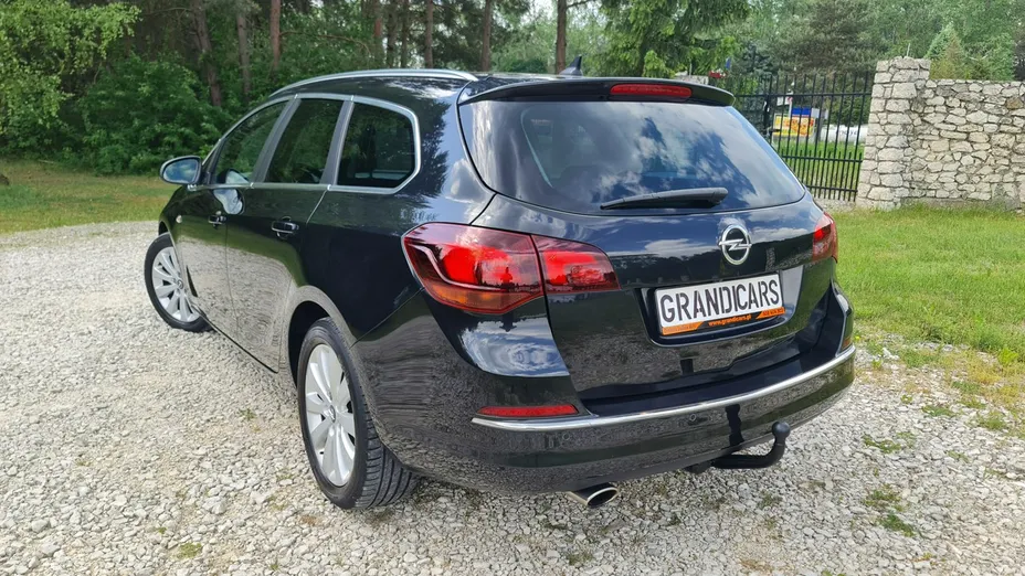 OPEL Astra -