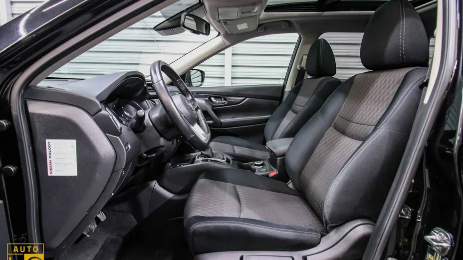 NISSAN X-Trail -