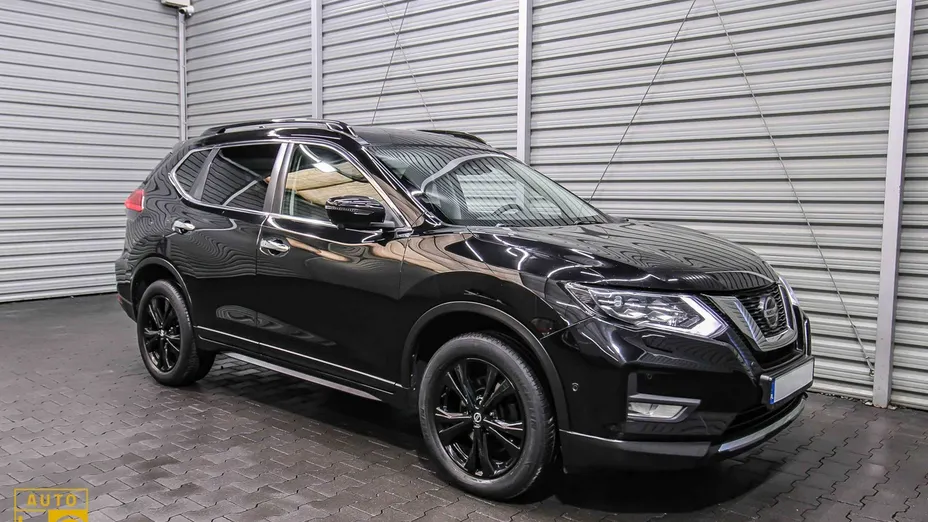 NISSAN X-Trail -