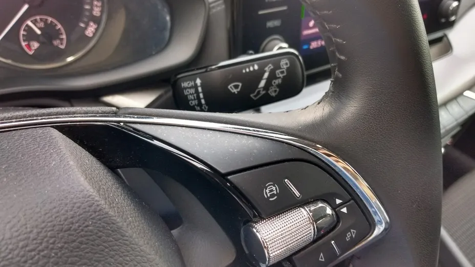 SKODA Octavia -