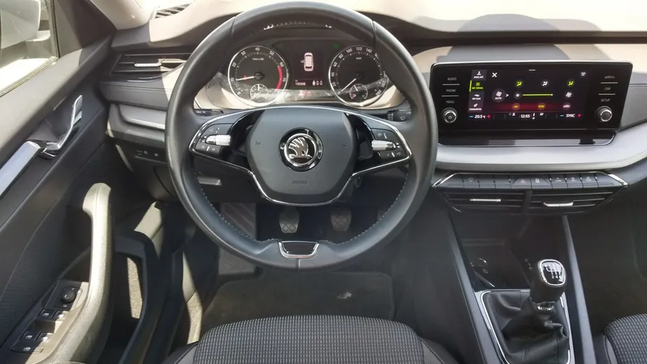 SKODA Octavia -