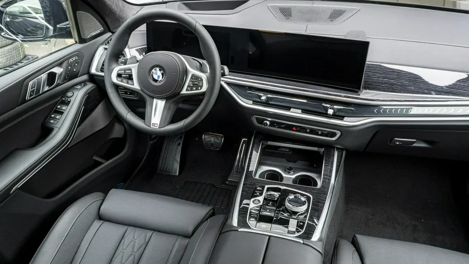 BMW X7 -