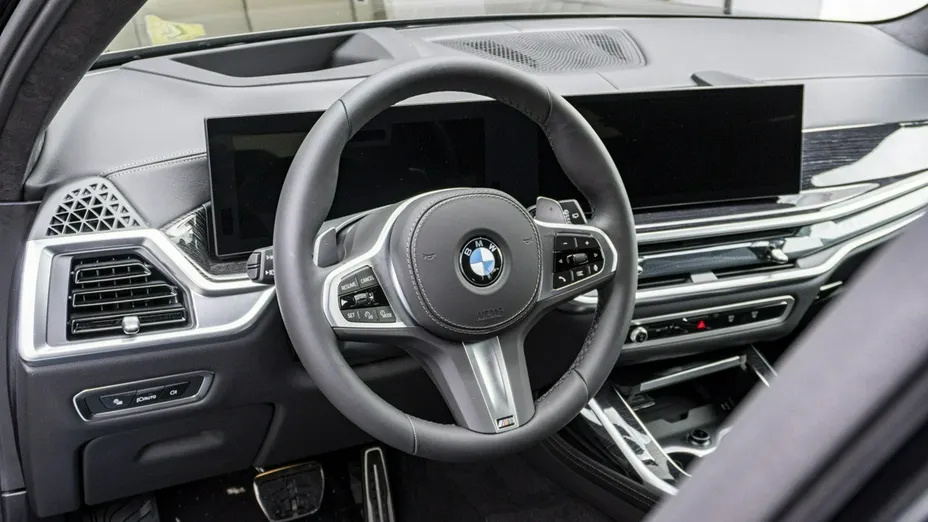 BMW X7 -