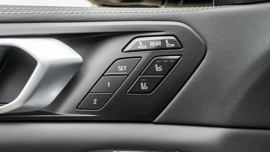 BMW X7 -