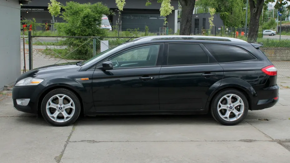 FORD Mondeo -